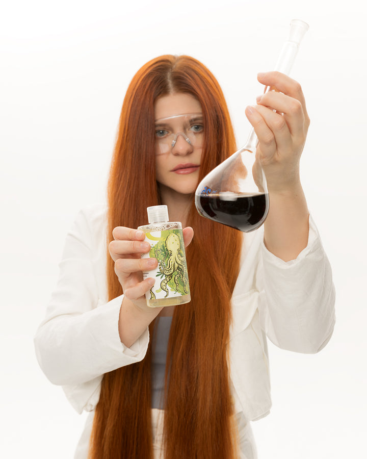 HAIRY TALE COSMETICS Murky – Kojący szampon do przetłuszczającej się skóry głowy 250ml