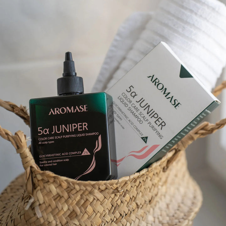 AROMASE 5α Juniper Color Care Scalp Purifying Liquid Shampoo Peeling do skóry głowy do włosów farbowanych  260 ml + Masażer GRATIS